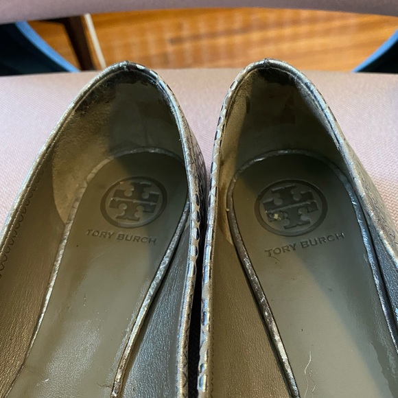 Tory Burch metallic python flats - Picture 7 of 7